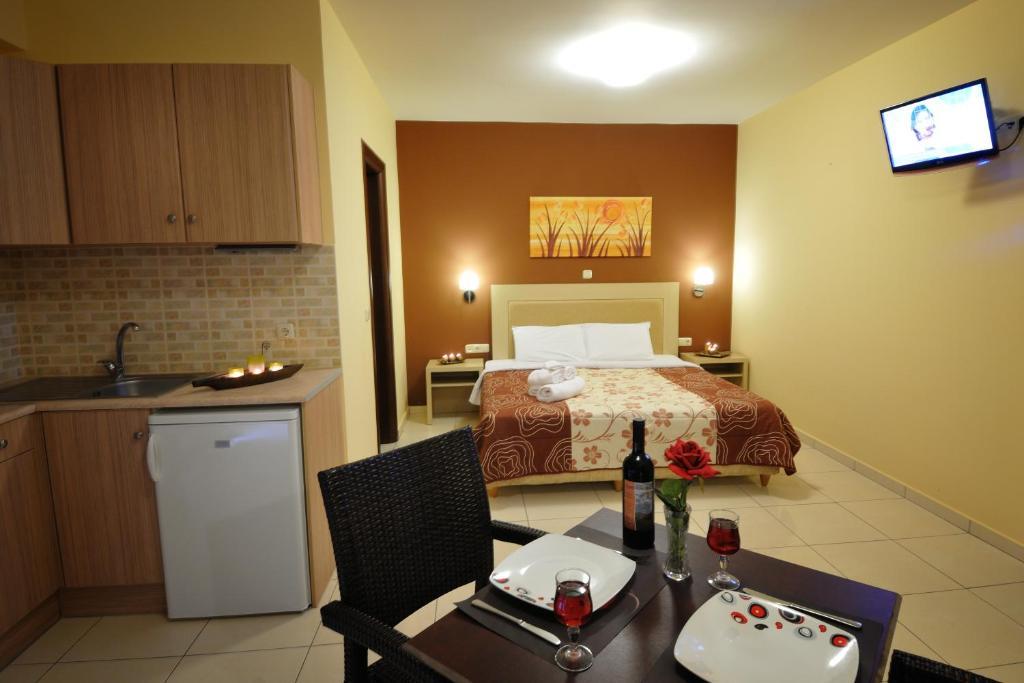 Faros Luxury Suites Marathopoli Exteriér fotografie