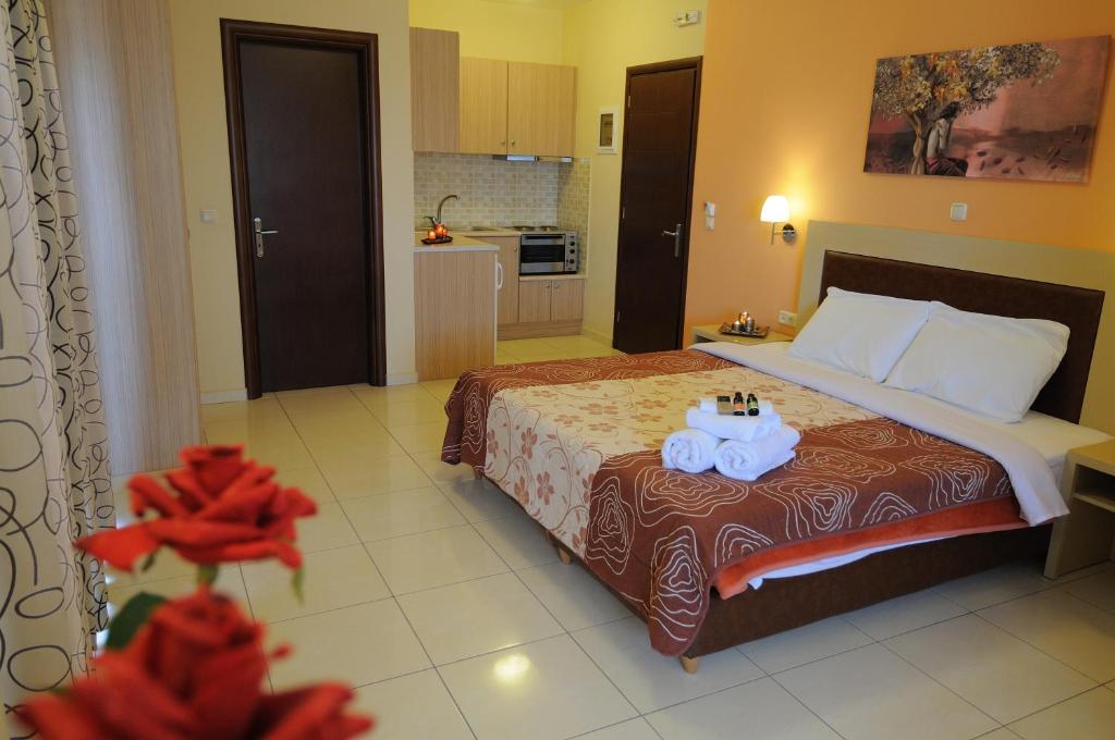 Faros Luxury Suites Marathopoli Pokoj fotografie