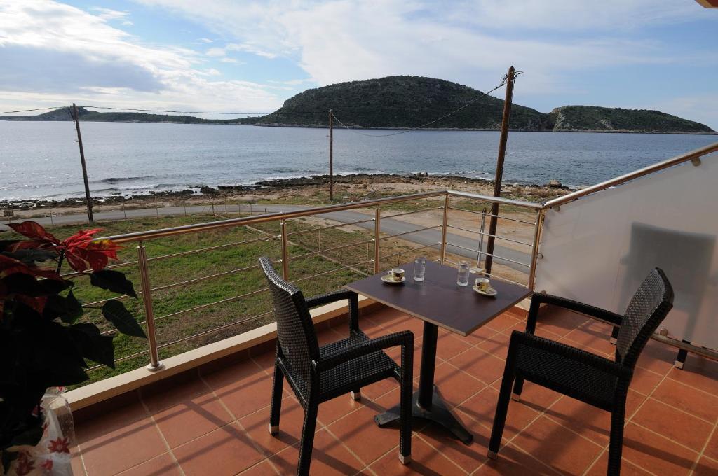 Faros Luxury Suites Marathopoli Exteriér fotografie