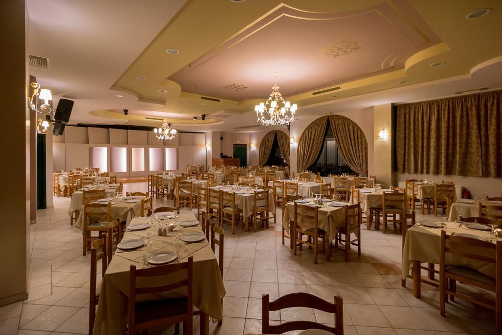 Faros Luxury Suites Marathopoli Exteriér fotografie